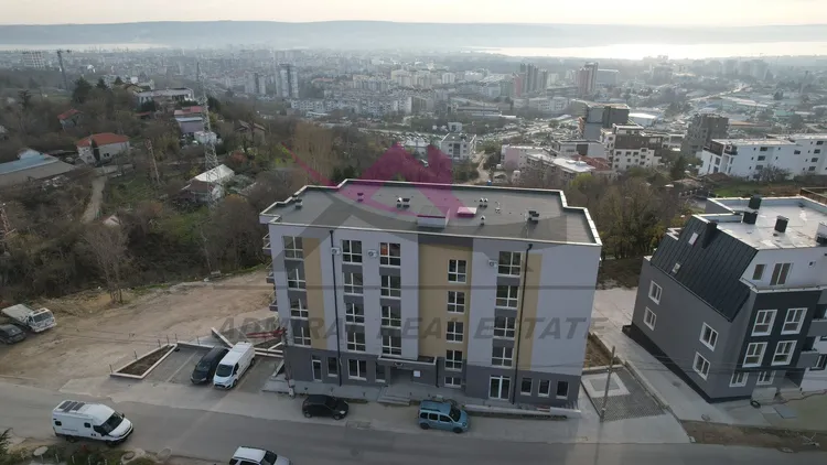 ПАНОРАМЕН ТРИСТАЕН АПАРТАМЕНТ!!! ИЗГРЕВ!!! 1